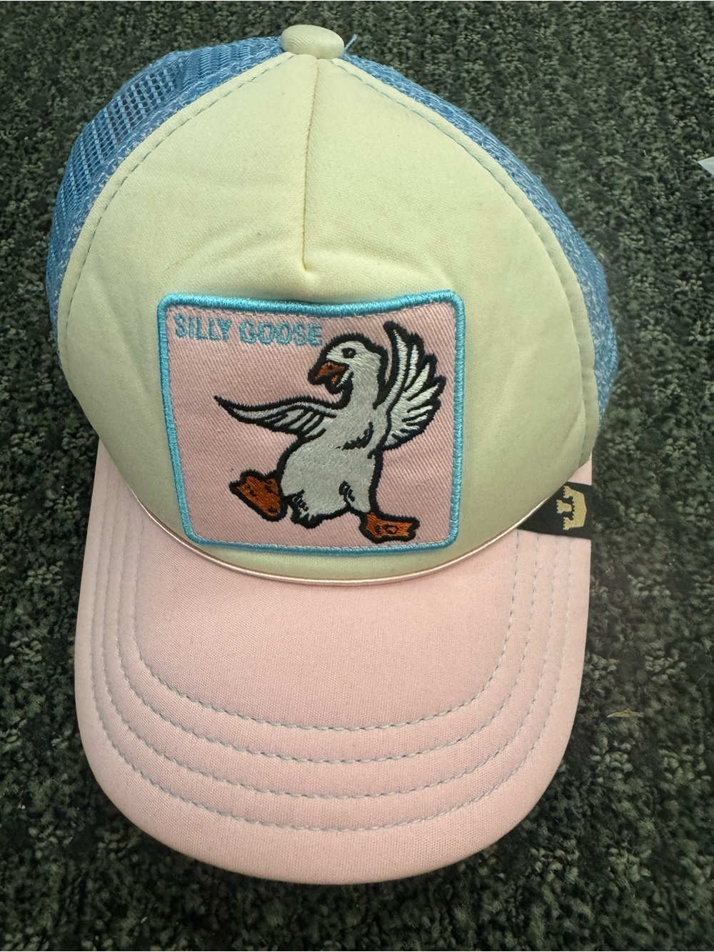 Goorin Bros “Silly Goose” Animal Farm Trucker Hat Pastel Pink Blue Snapback